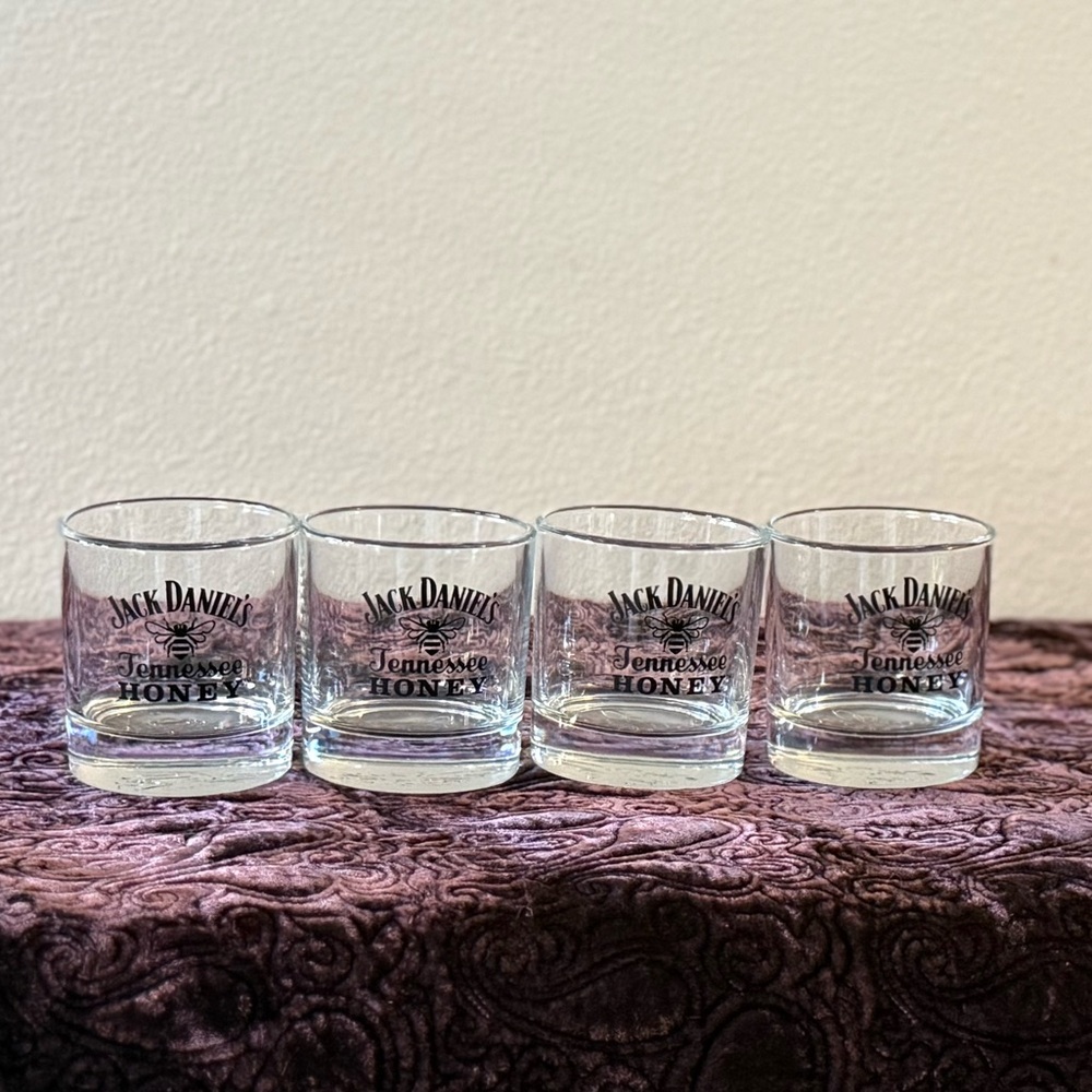 Jack Daniels whiskey glass set